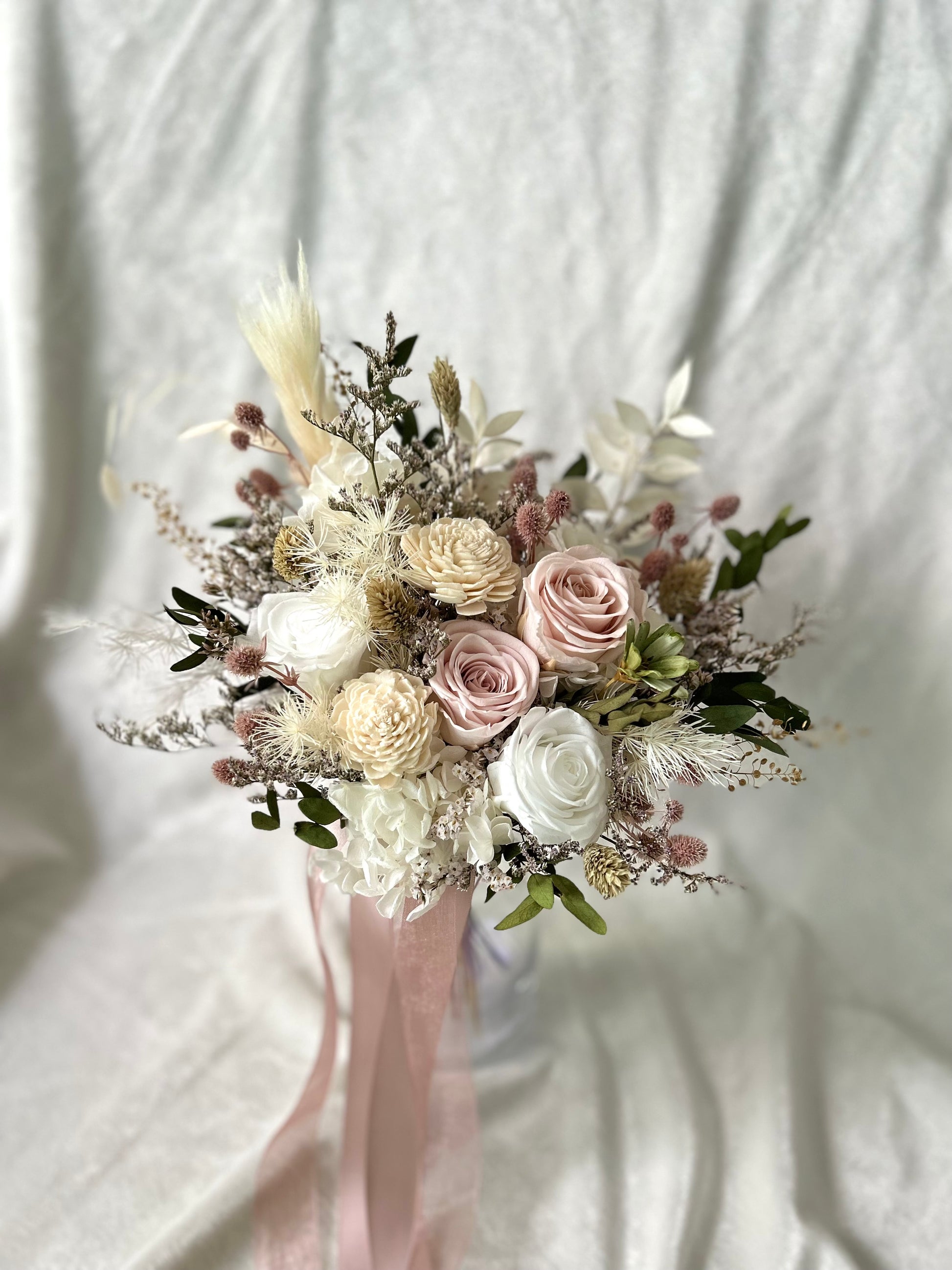 White and pink rose wedding Flower bouquet